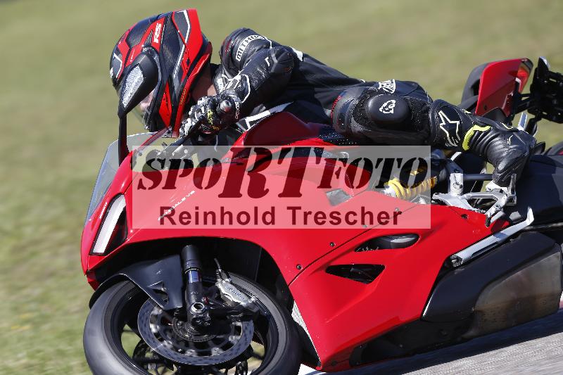 Archiv-2025/48 25.08.2025 Cornu Master School ADR/blau-bleu/11